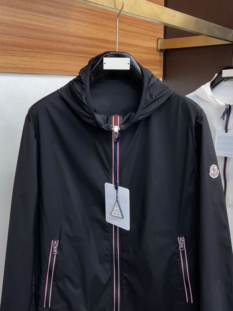 Reliable Moncler Outwear 140254