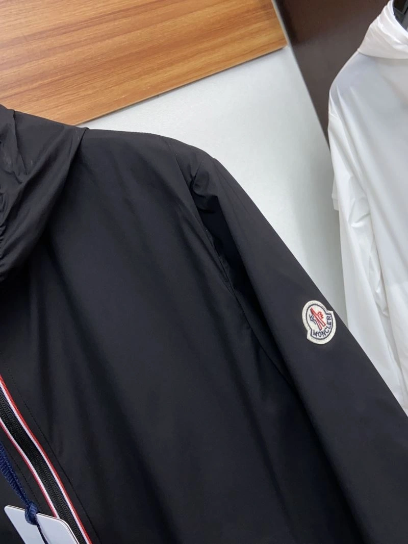 Reliable Moncler Outwear 140254