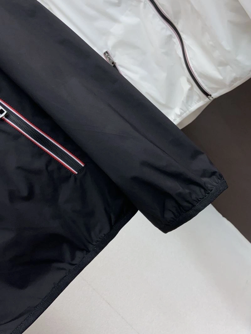 Reliable Moncler Outwear 140254