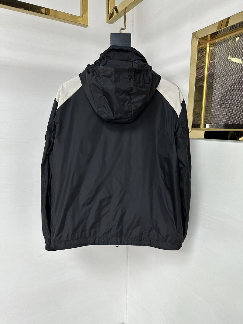 Moncler Outwear FlexibleFit 140250