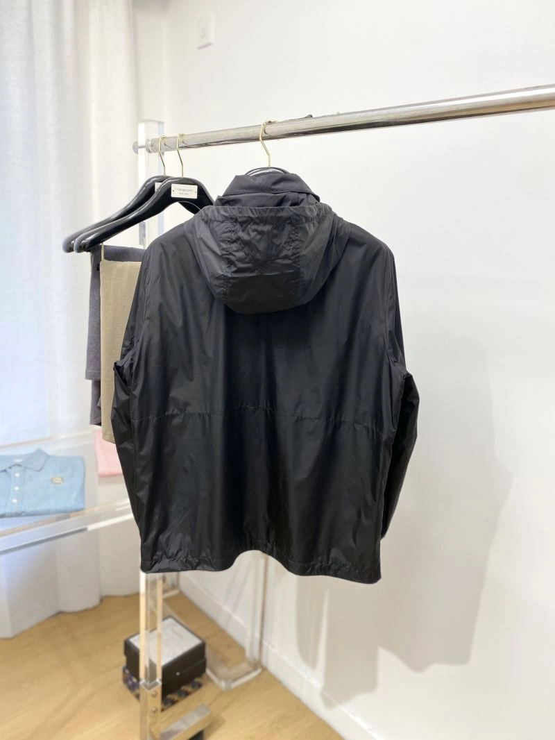 Lightweight Moncler Outwear 140251