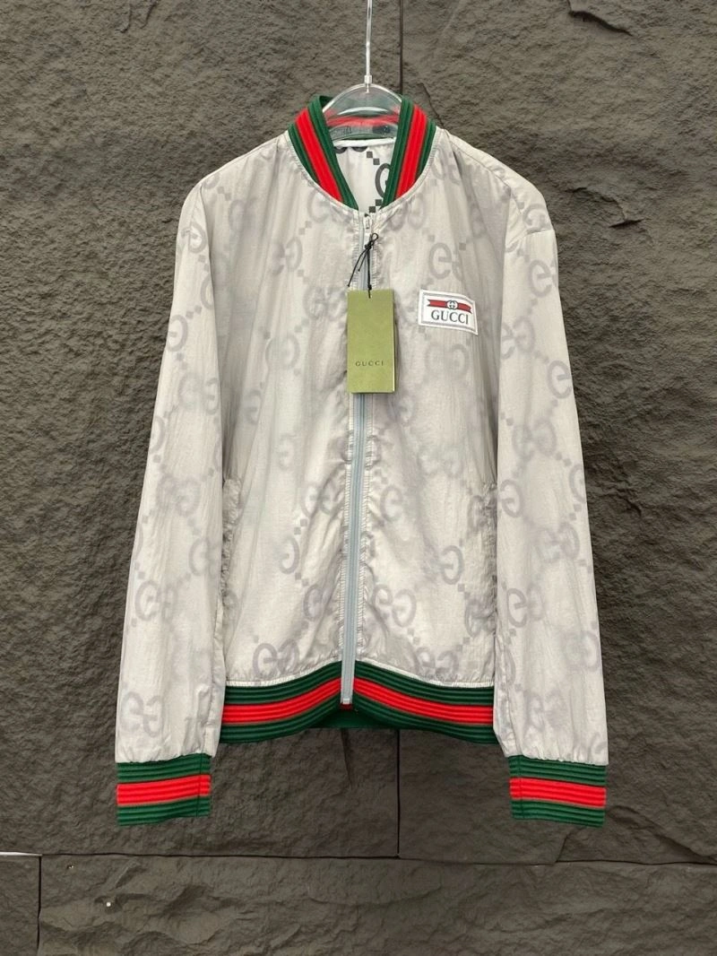 Bright Moncler Outwear 140246