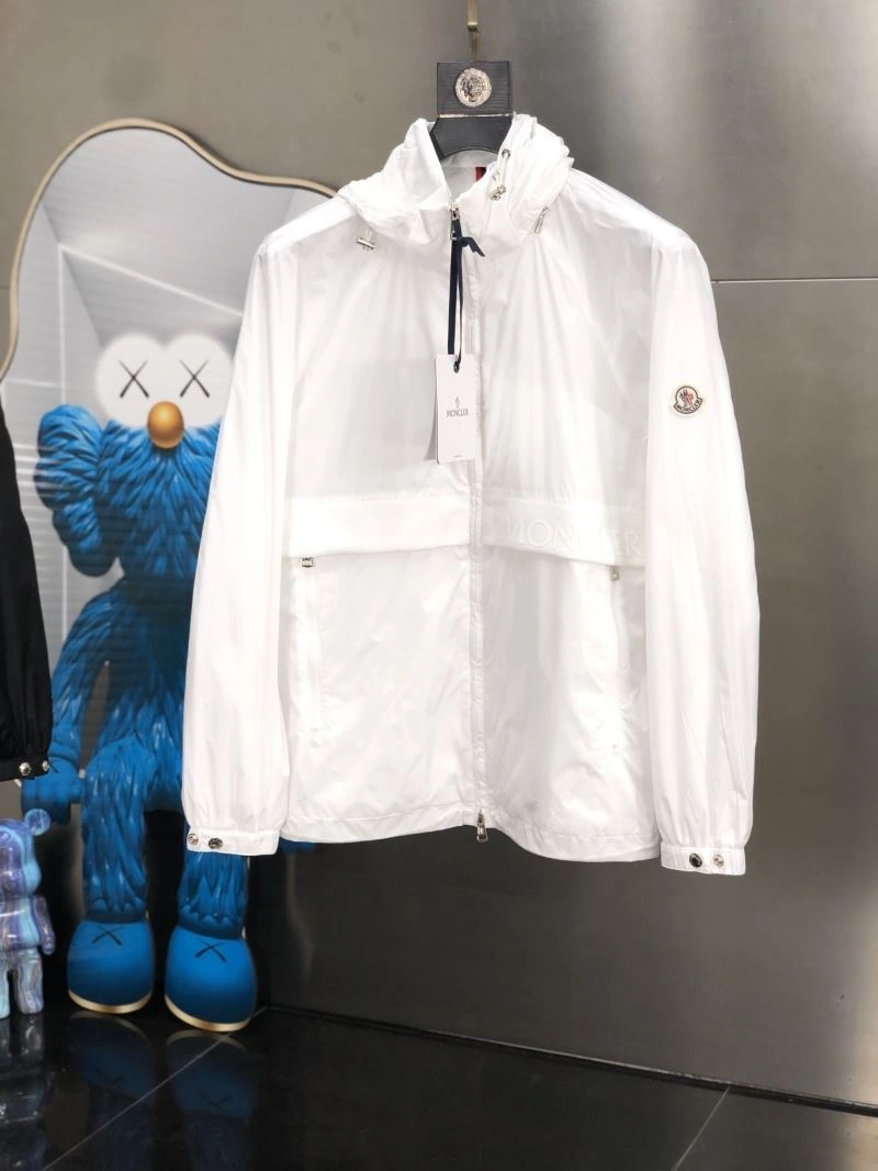 Stylish Moncler Outwear 140244