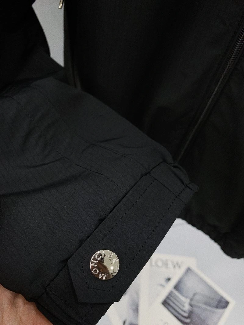 Soft Moncler Outwear 140243