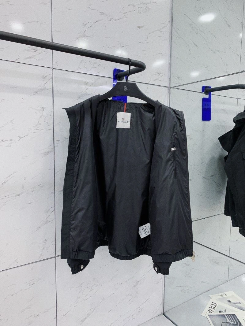 Soft Moncler Outwear 140243