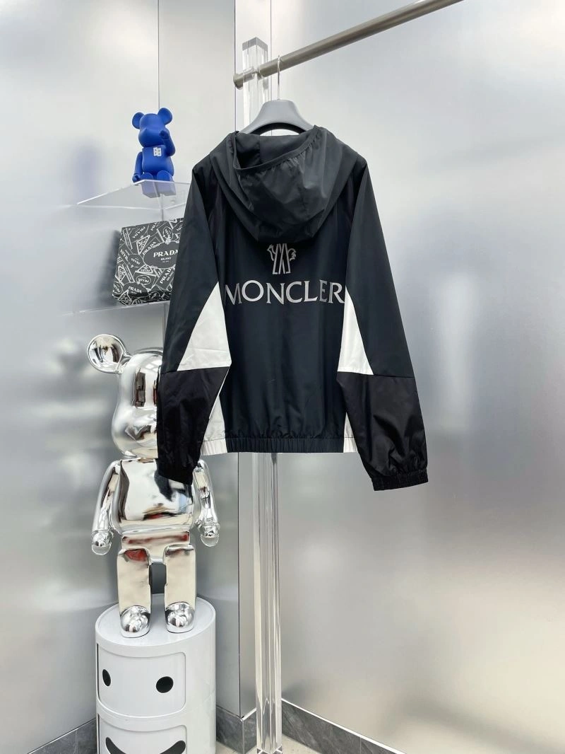 Moncler Outwear Unisex 140259