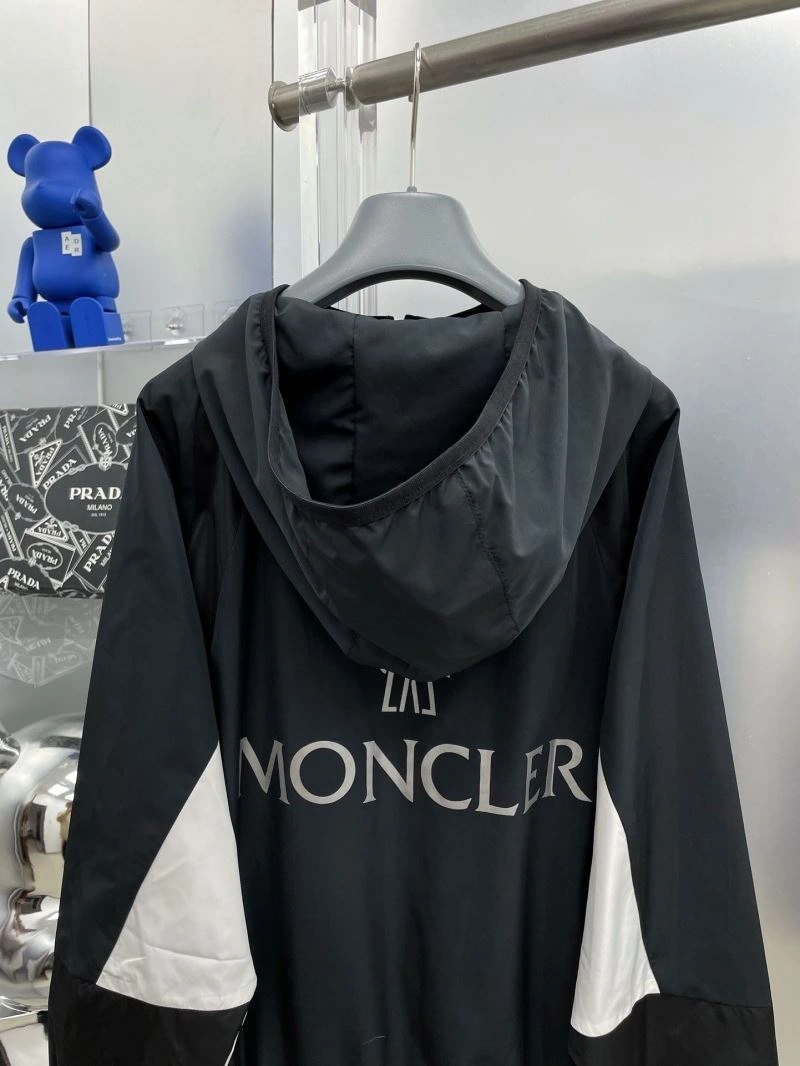Moncler Outwear Unisex 140259