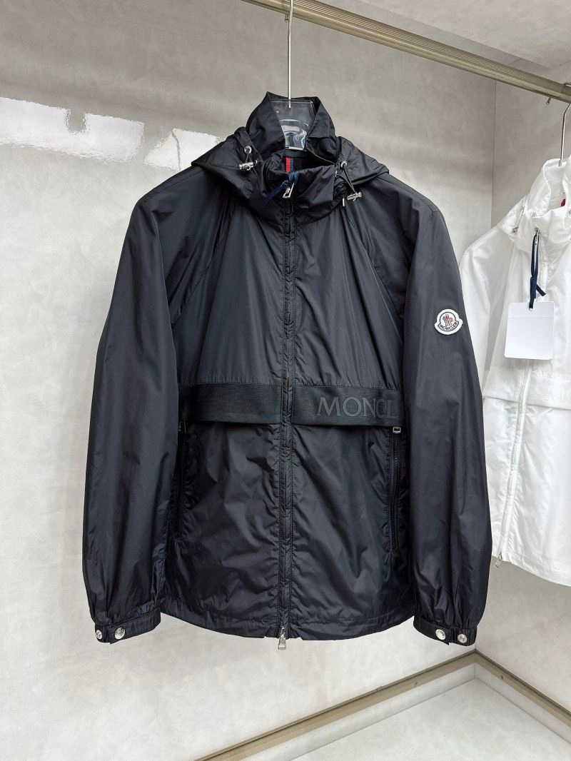 Premium Moncler Outwear 140241