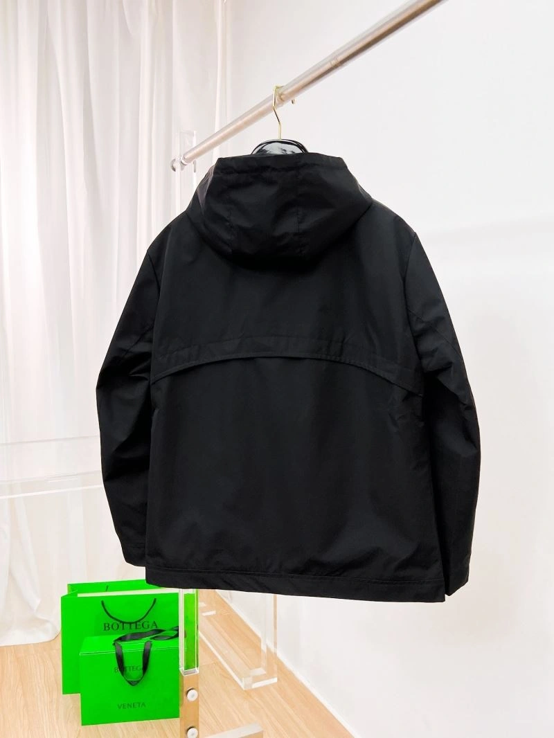 Snug Moncler Outwear 140235