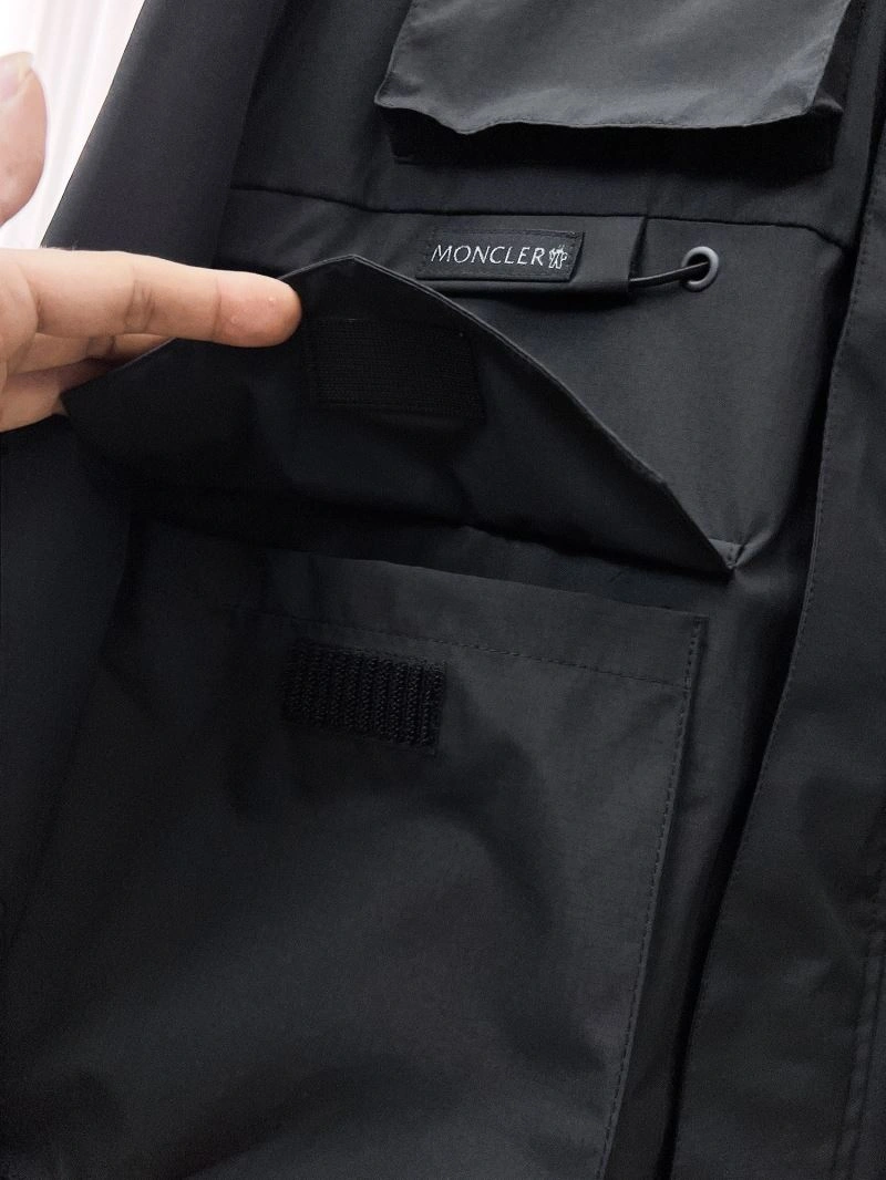Fashionable Moncler Outwear 140236
