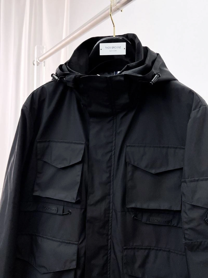 Fashionable Moncler Outwear 140236