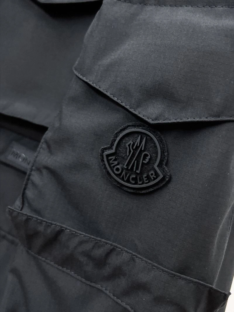 Fashionable Moncler Outwear 140236