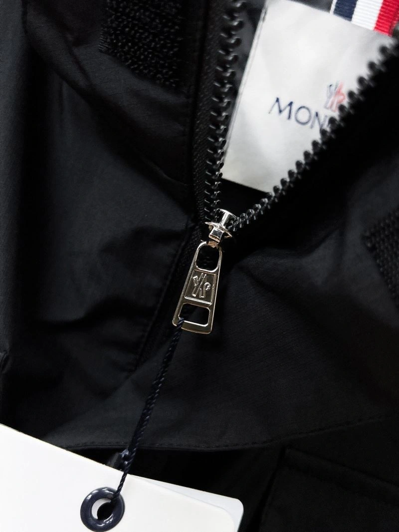 Fashionable Moncler Outwear 140236
