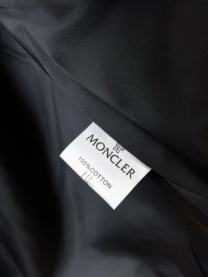 ZeroBulk Moncler Outwear 140232