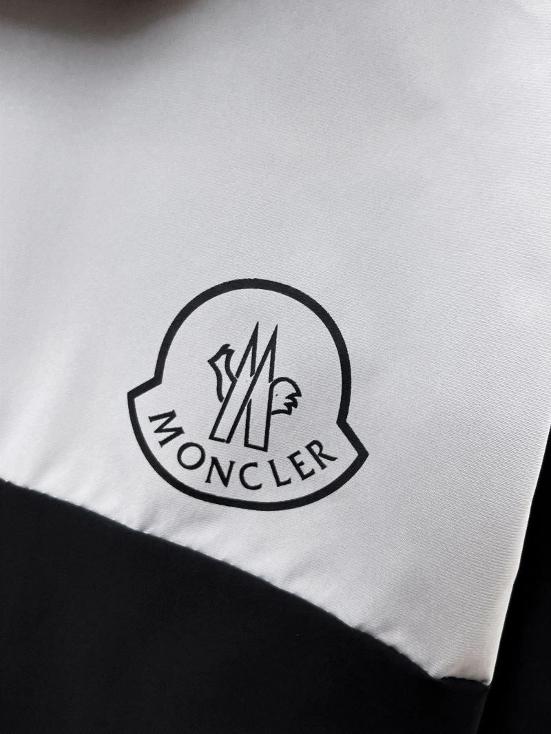 ZeroBulk Moncler Outwear 140232