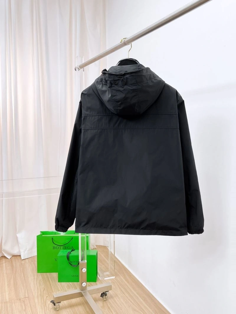 FashionForward Moncler Outwear 140228