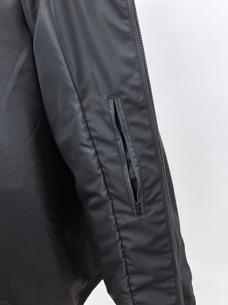 Moncler Outwear Trendsetting 140230