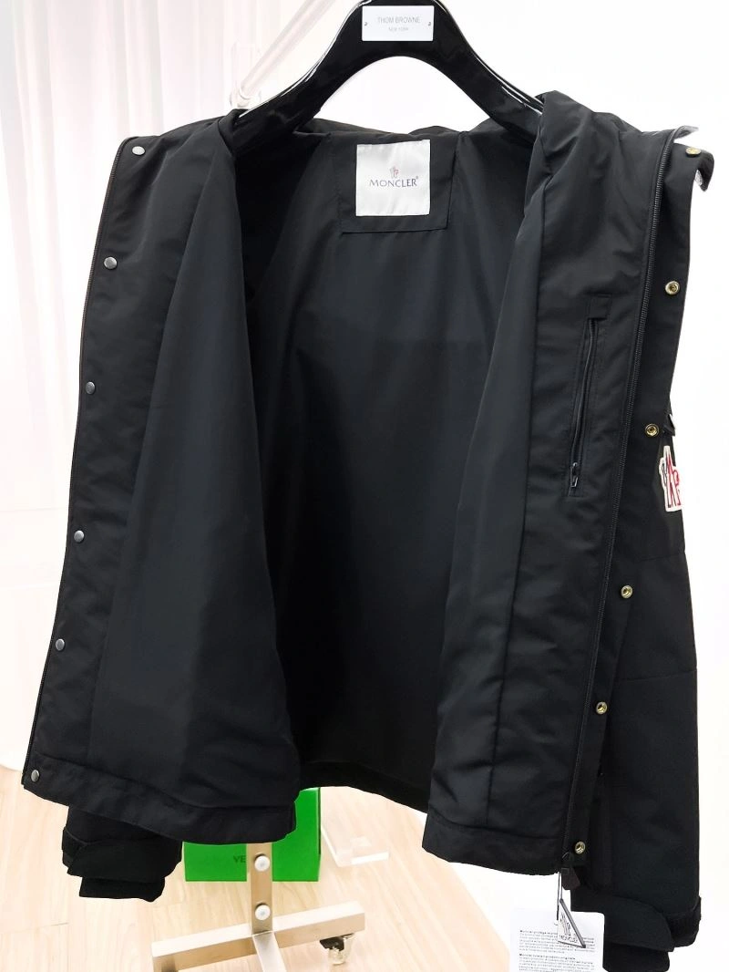 Attractive Moncler Outwear 140227