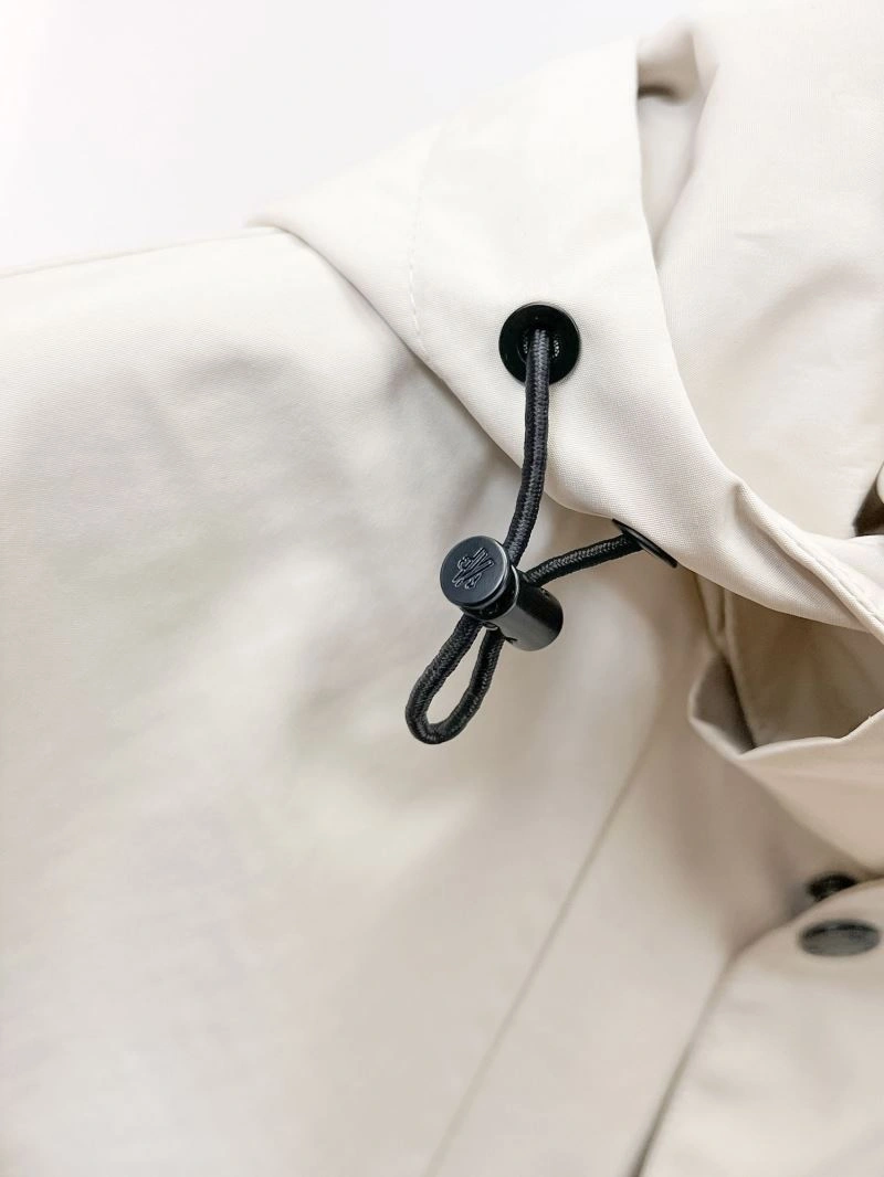 Minimalist Moncler Outwear 140224