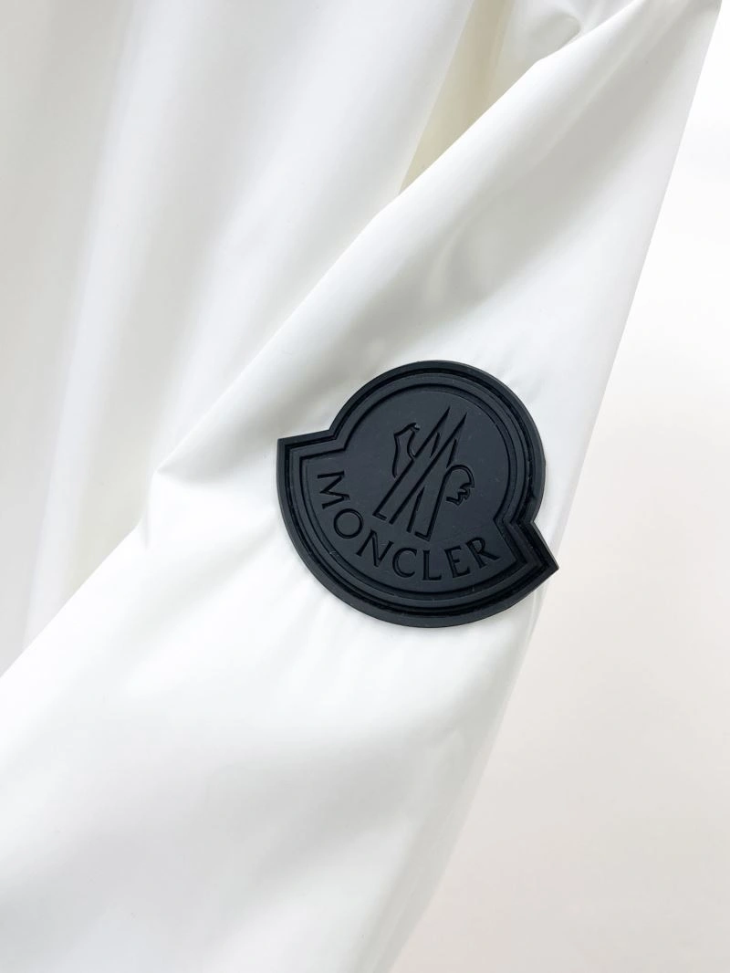 Moncler Outwear Popular 140211