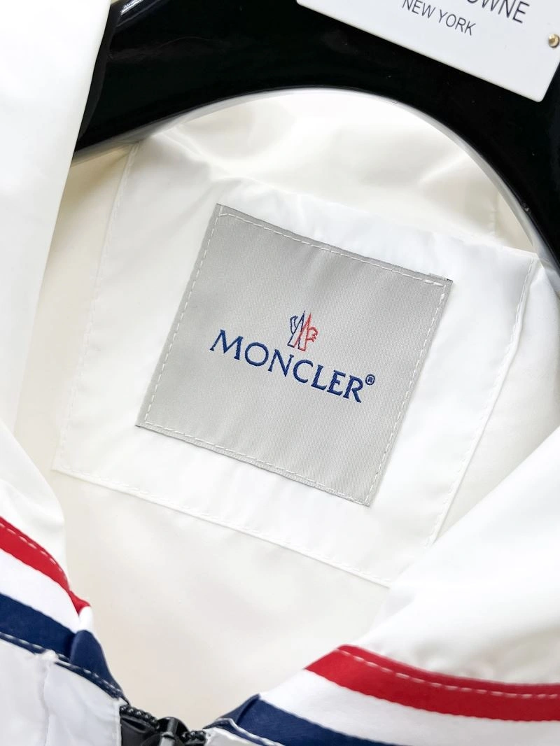 Moncler Outwear Popular 140211