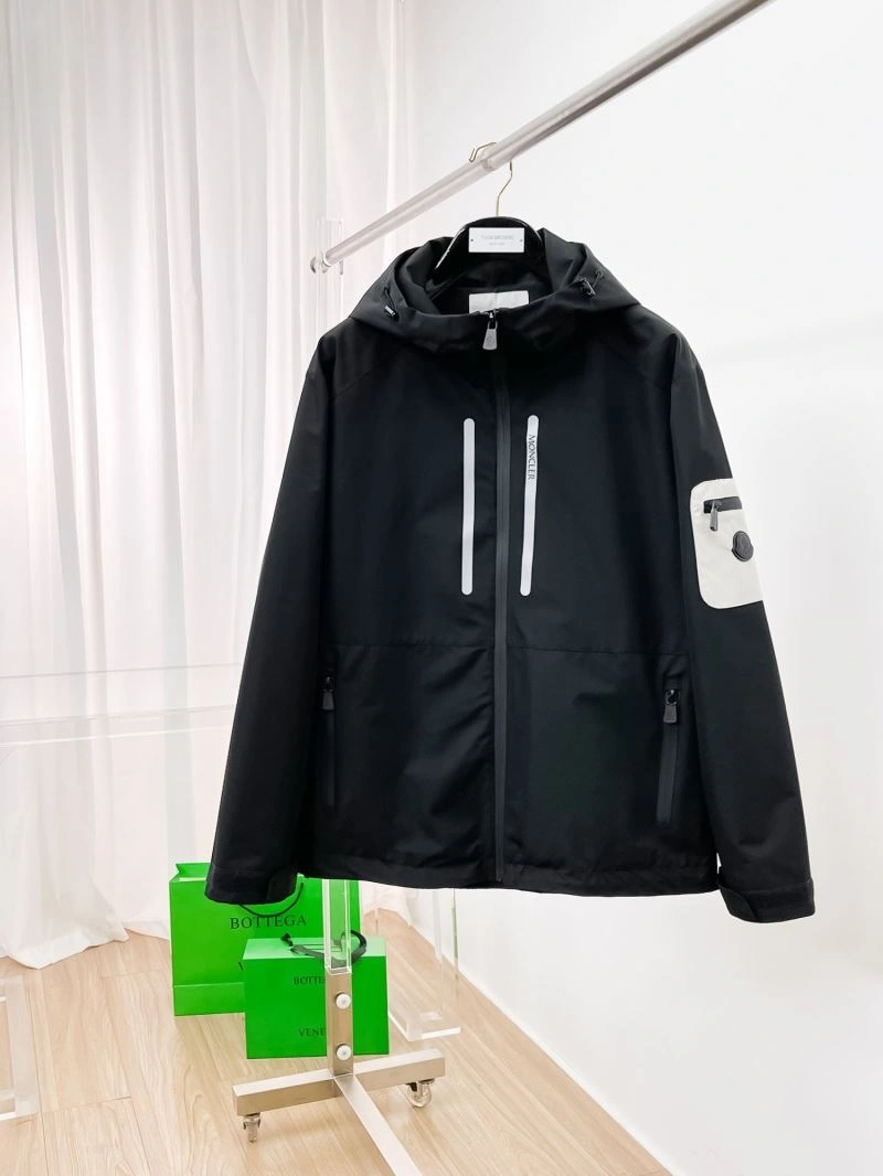 Moncler Outwear SmartChoice 140208