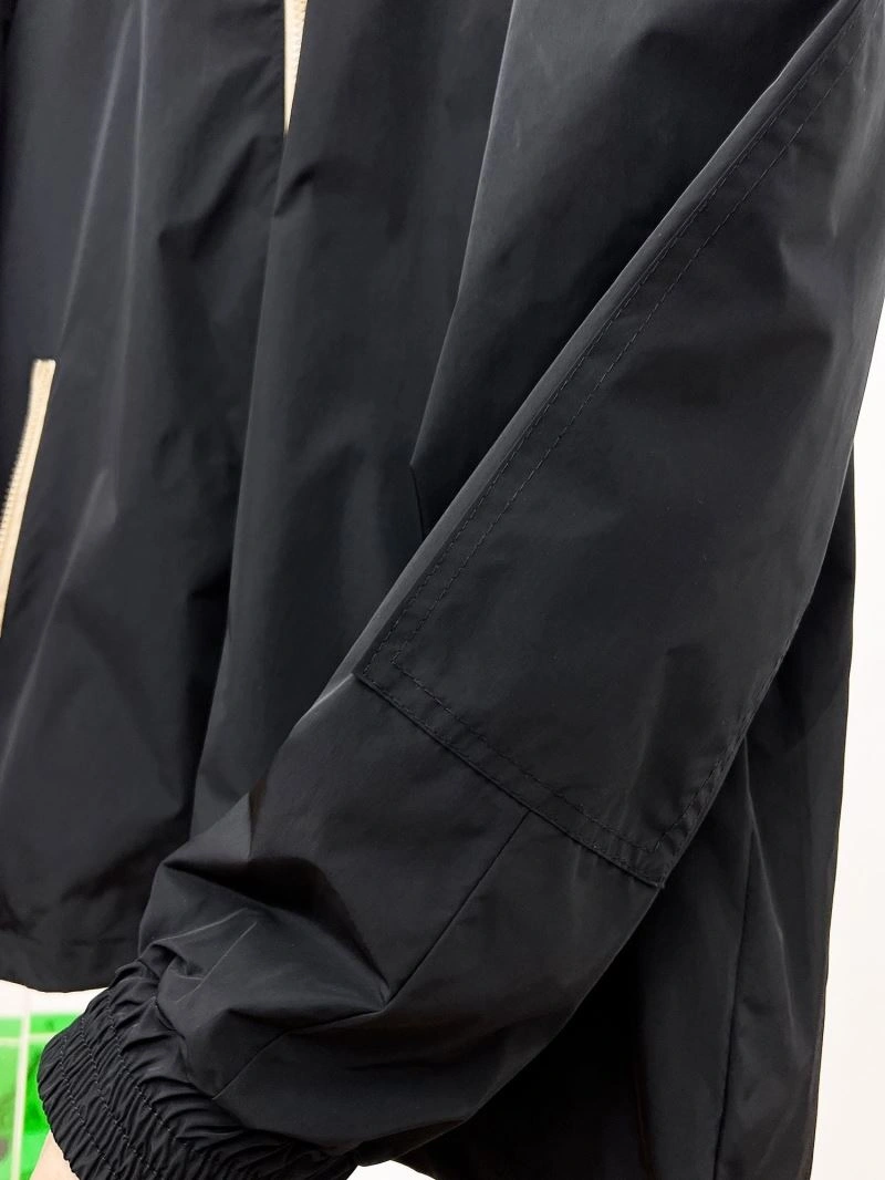 Cozy Moncler Outwear 140209