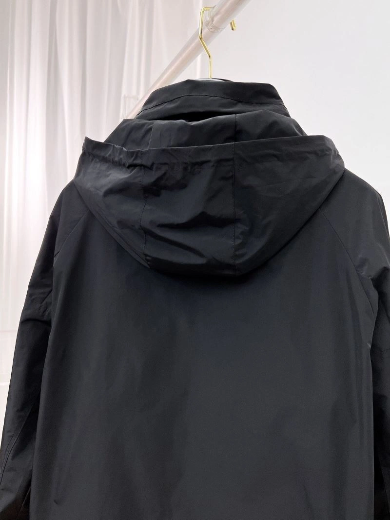 Cozy Moncler Outwear 140209