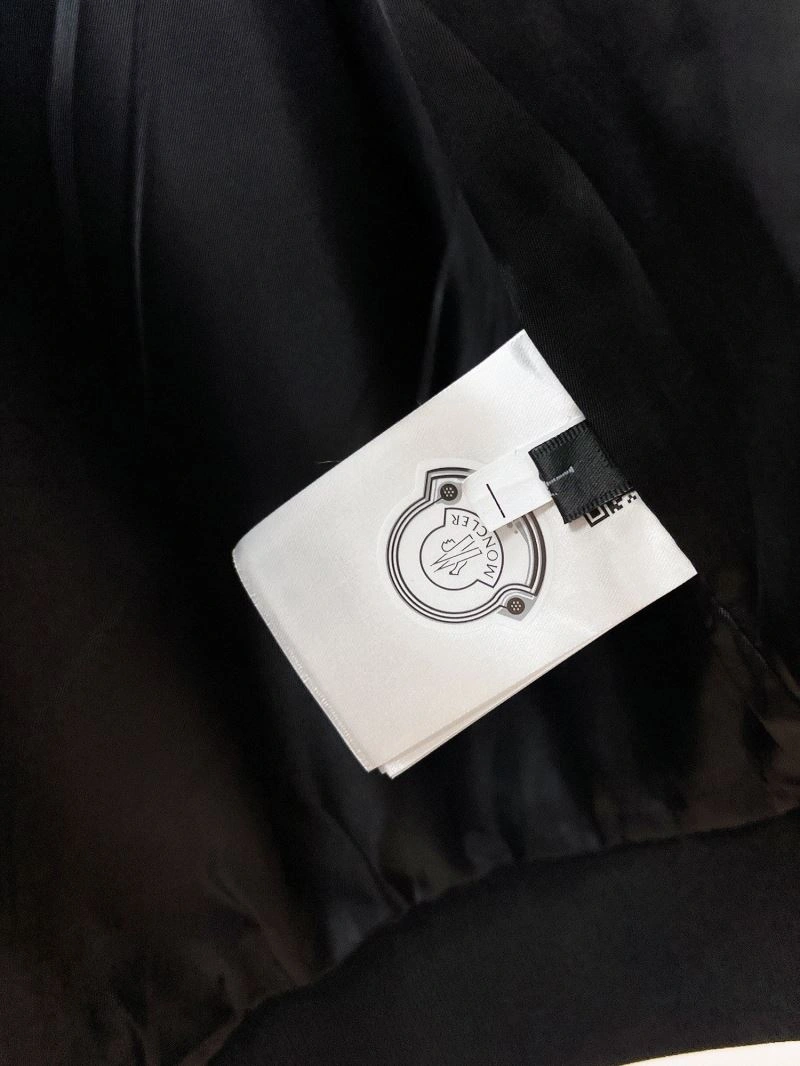 Moncler Outwear Effortless 140207