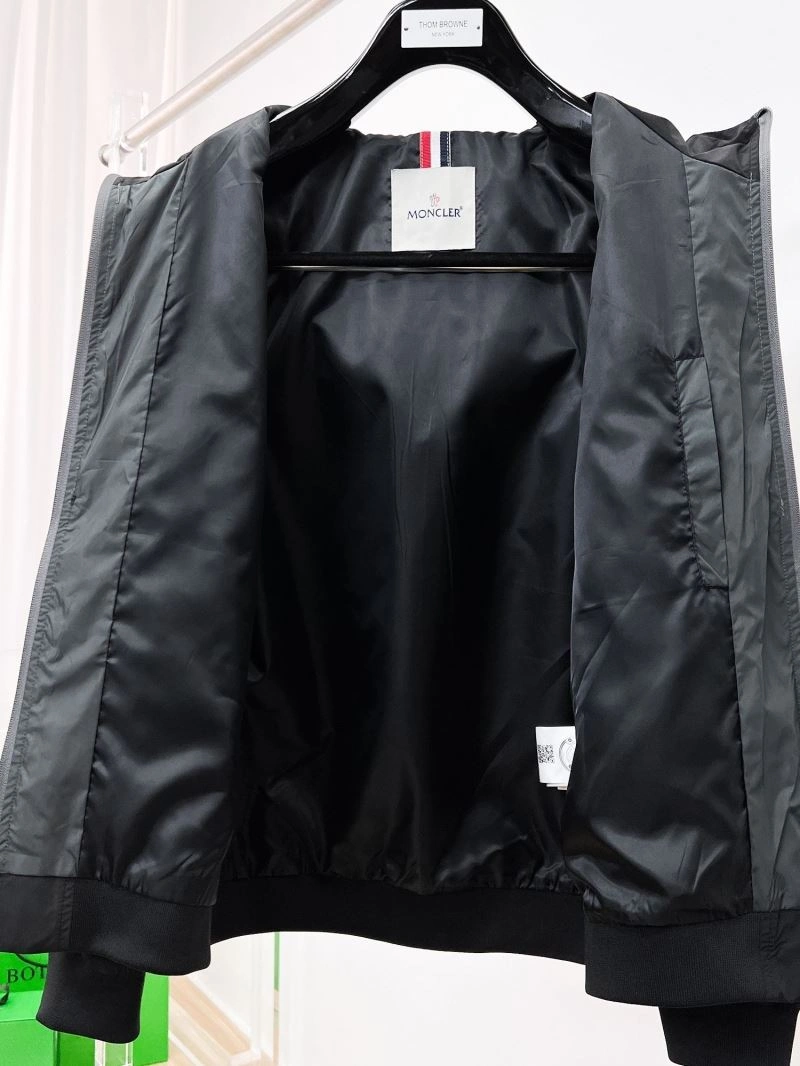 Moncler Outwear SmartChoice 140216