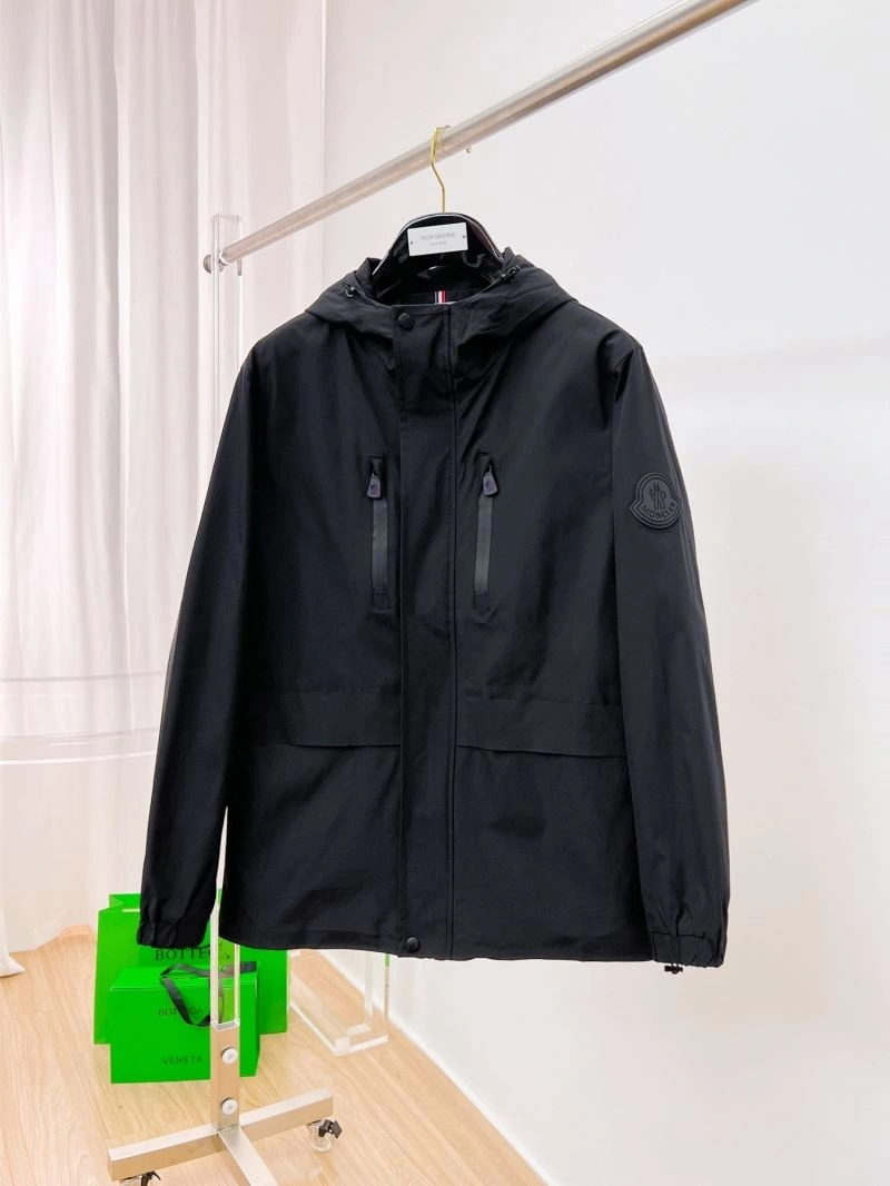 MultiPurpose Moncler Outwear 140217
