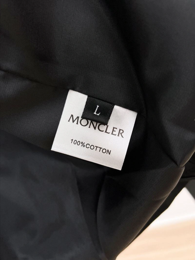 MultiPurpose Moncler Outwear 140217