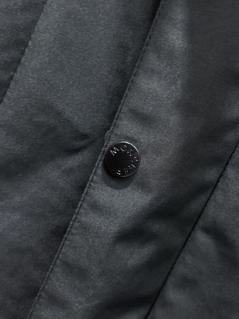 Seasonal Moncler Outwear 140213