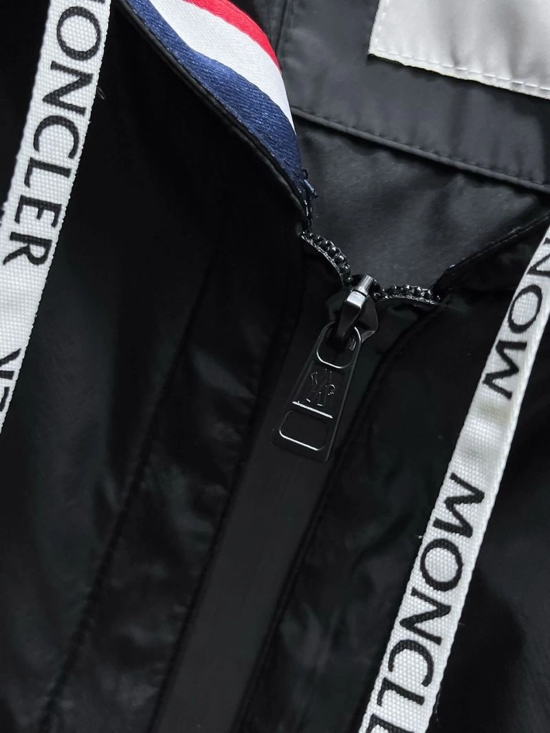 Moncler Outwear Modern 140204