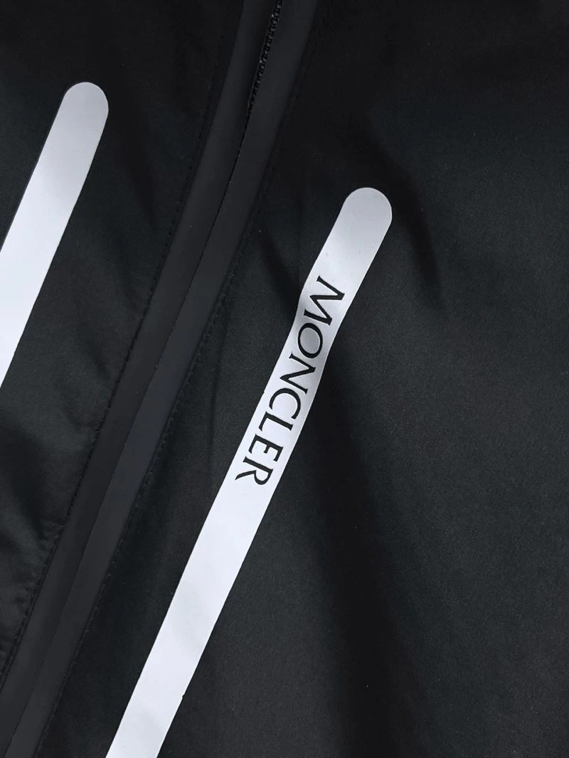 Moncler Outwear Tailored 140212