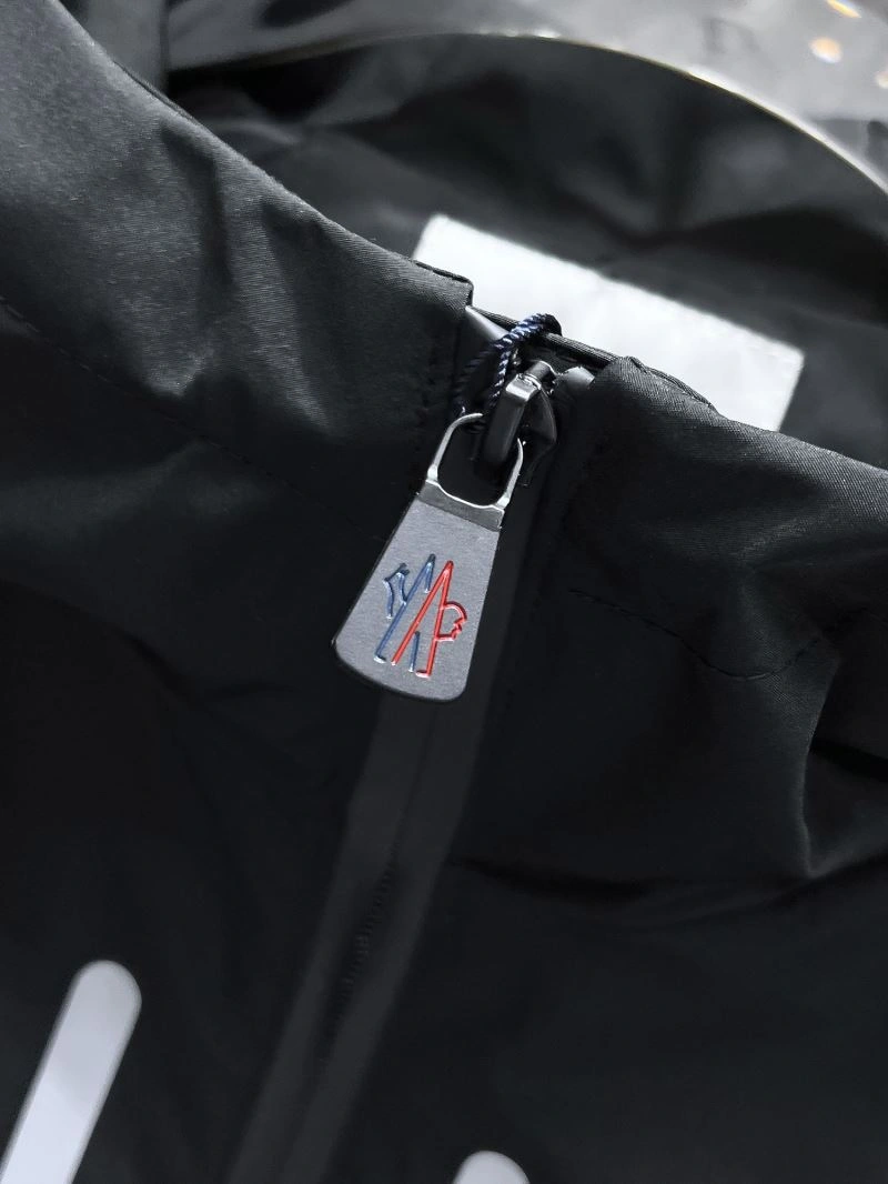 Moncler Outwear Tailored 140212