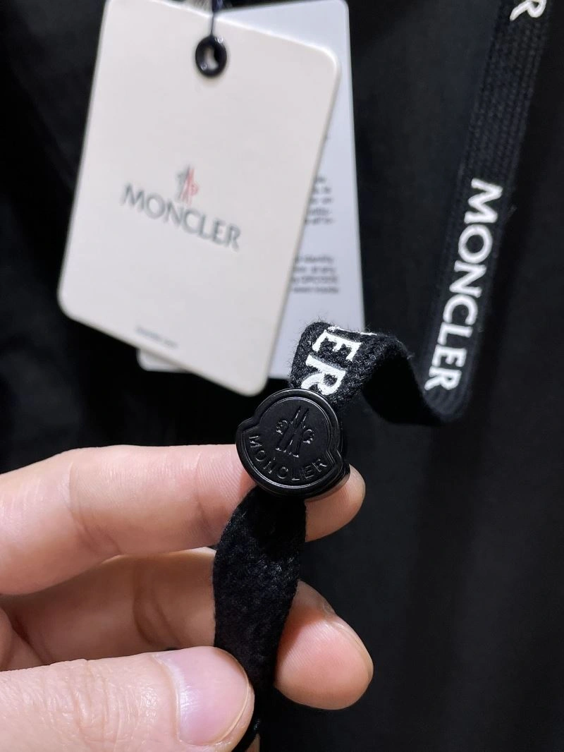 Moncler Outwear TravelReady 140225