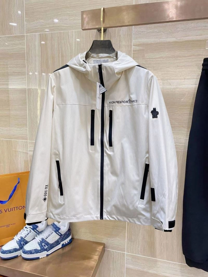 Trendy Moncler Outwear 140215