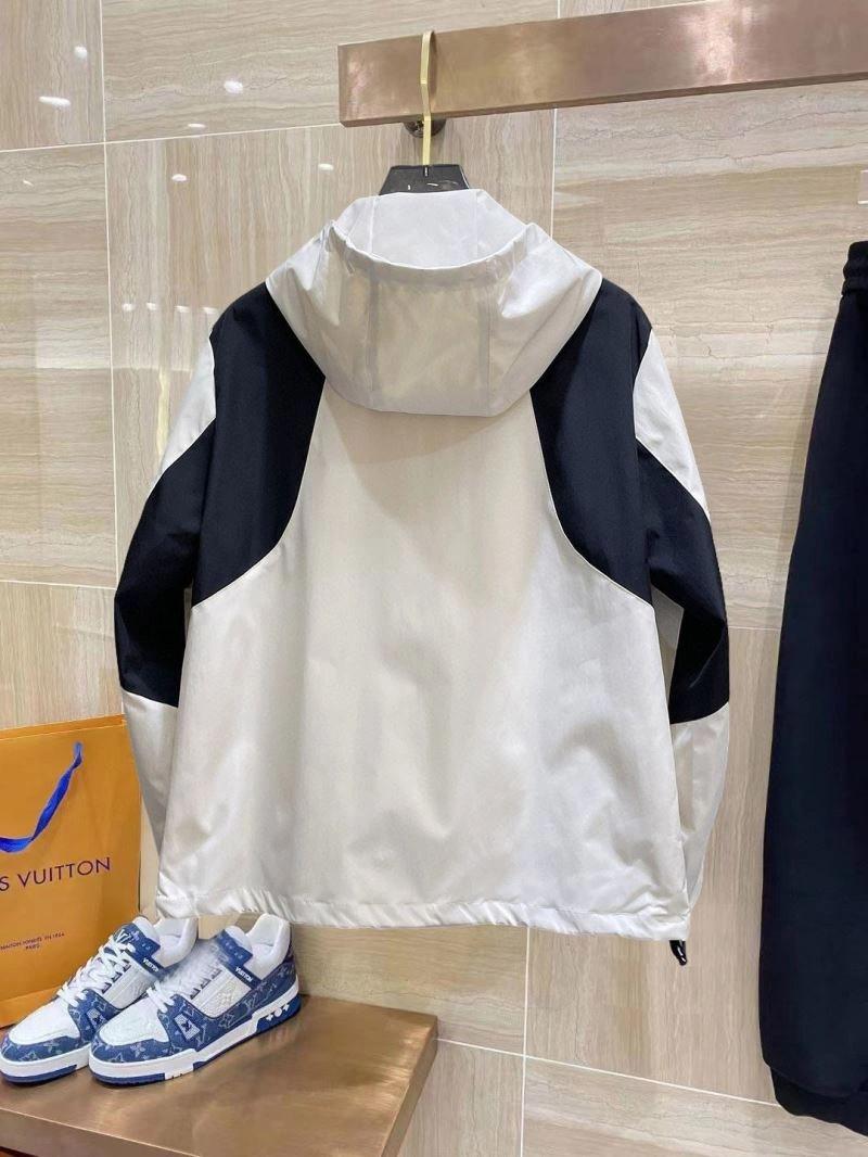 Trendy Moncler Outwear 140215