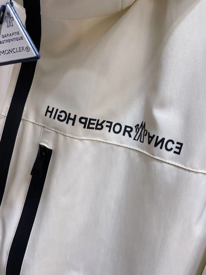 Trendy Moncler Outwear 140215