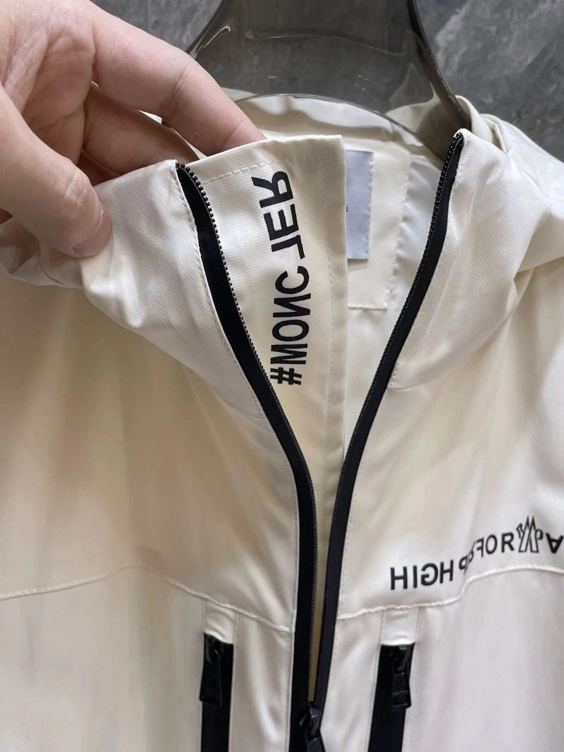 Trendy Moncler Outwear 140215