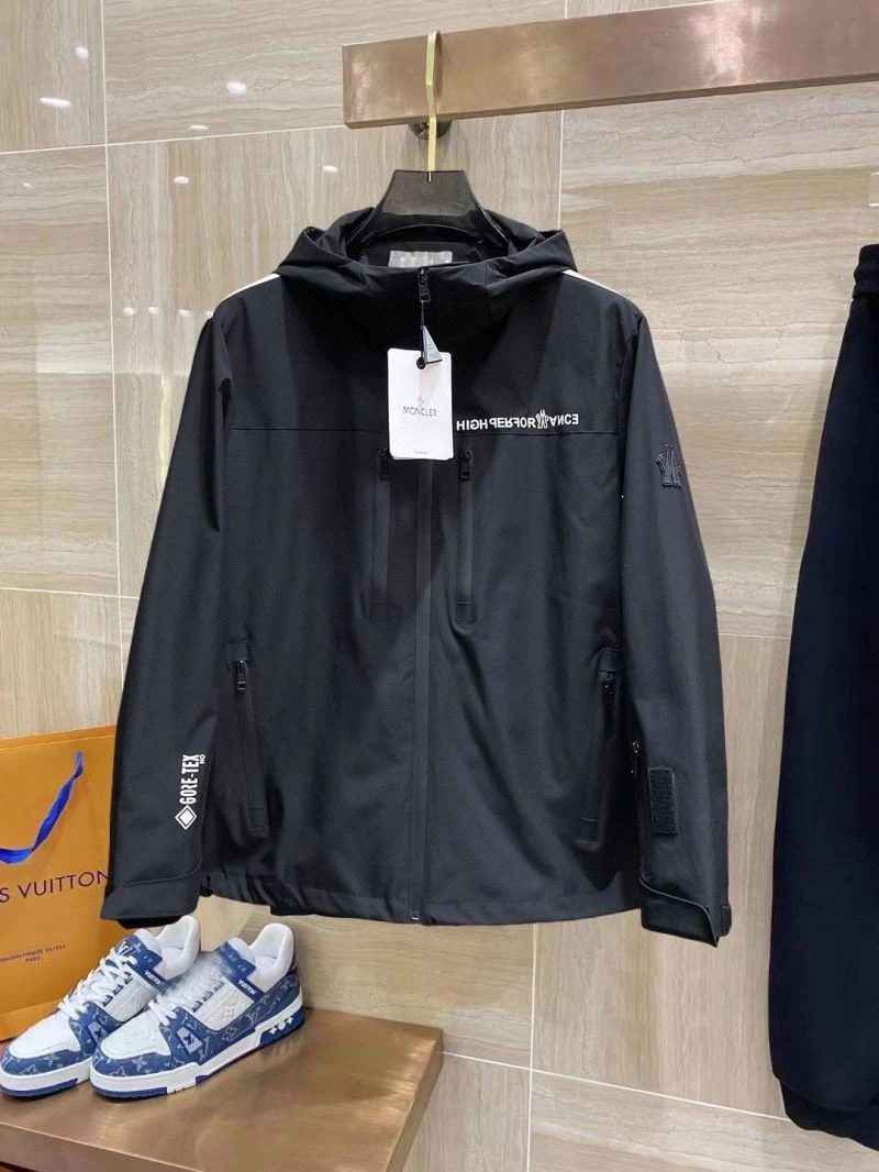 Moncler Outwear MultiPurpose 140193