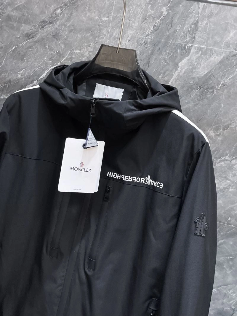 Moncler Outwear MultiPurpose 140193