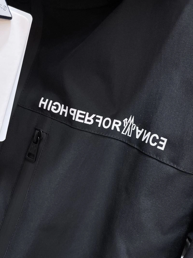 Moncler Outwear MultiPurpose 140193