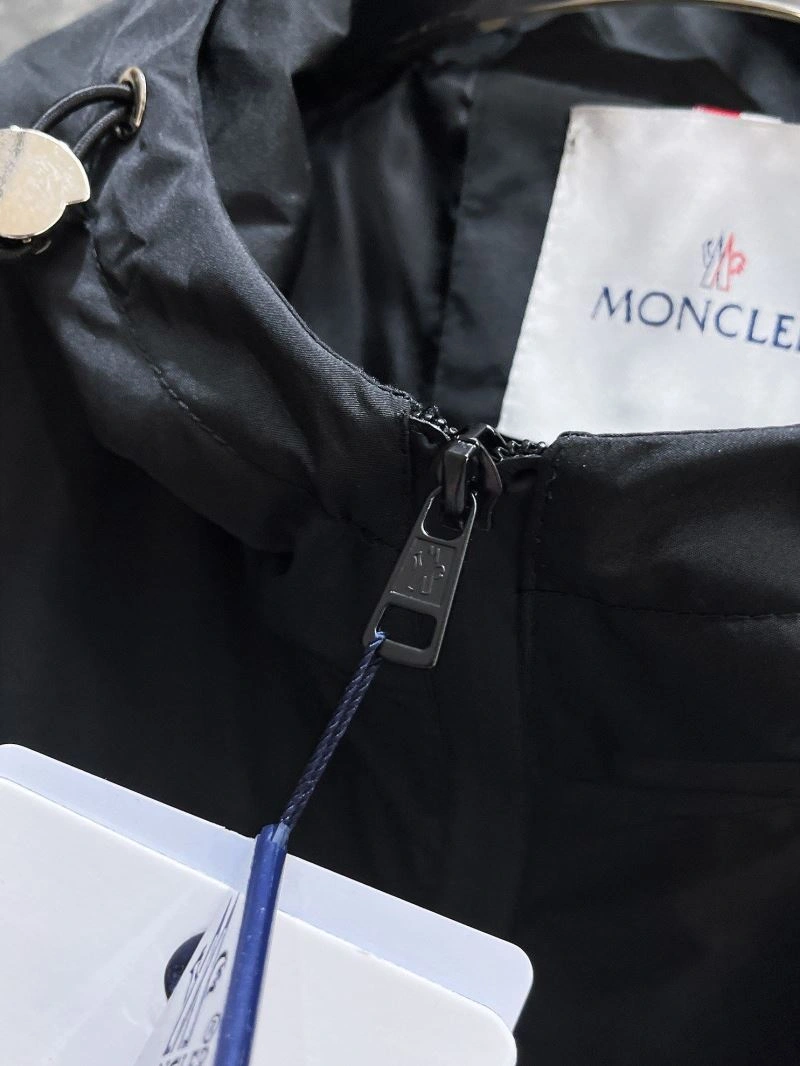 EasyCare Moncler Outwear 140200
