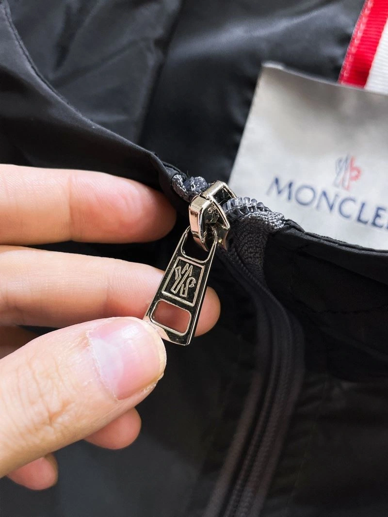 Moncler Outwear Functional 140197