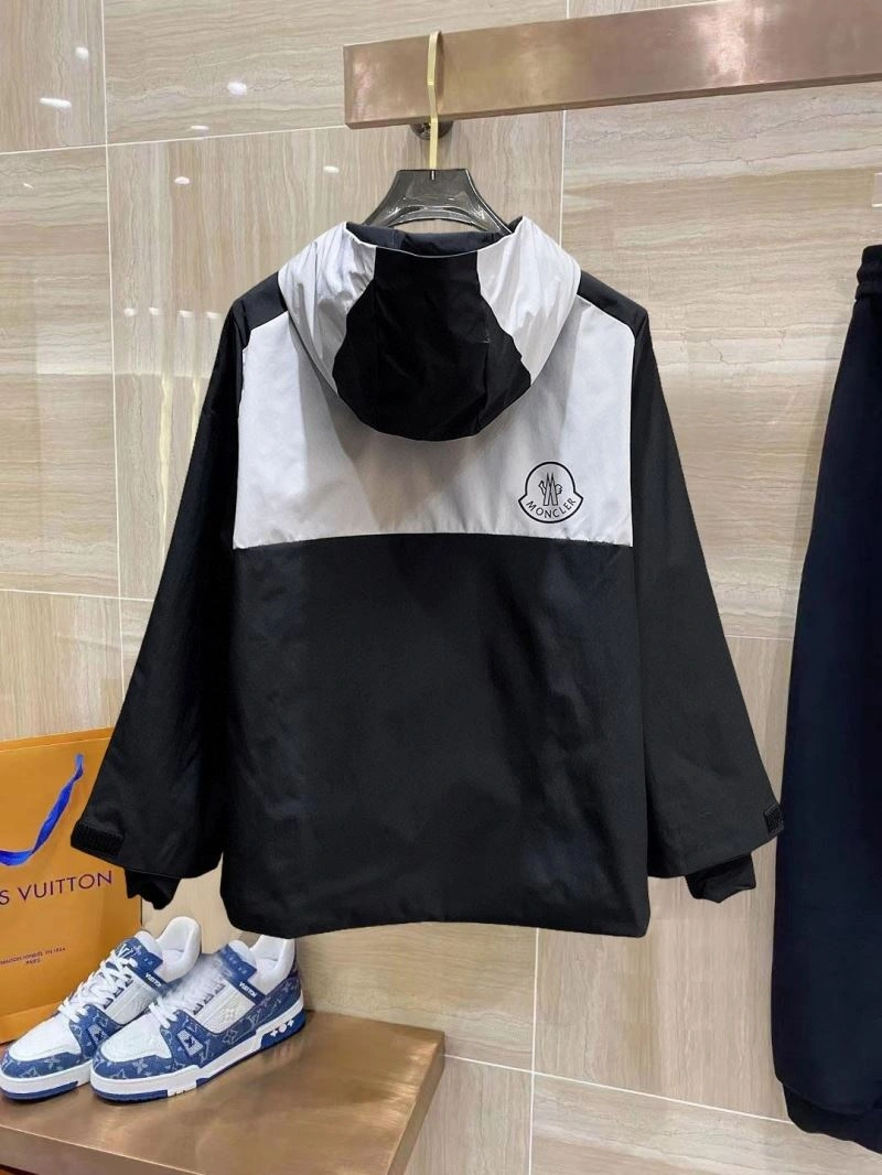 Moncler Outwear Thermal 140198