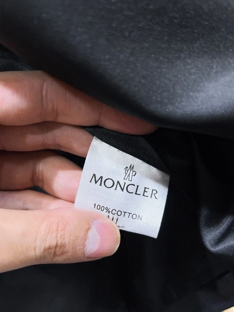 Moncler Outwear Thermal 140198