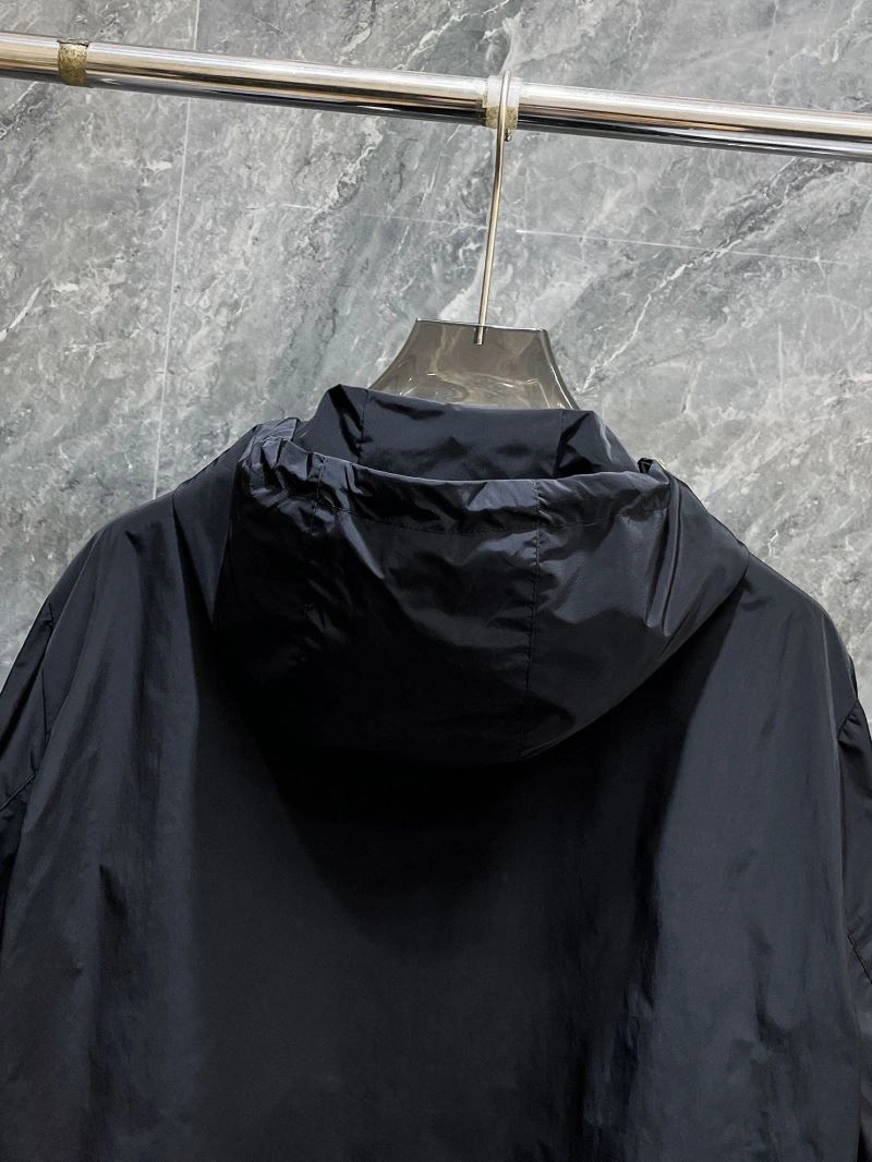 Moncler Outwear Contemporary 140206
