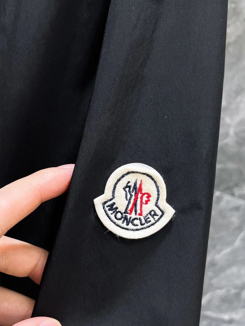 Moncler Outwear Contemporary 140206